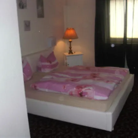 Puppenhaus Love hotel Brilon